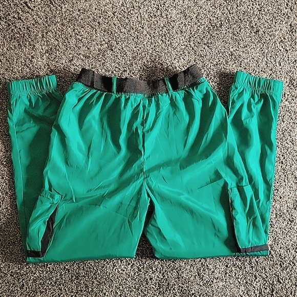 Joggers - Picture 2 of 4